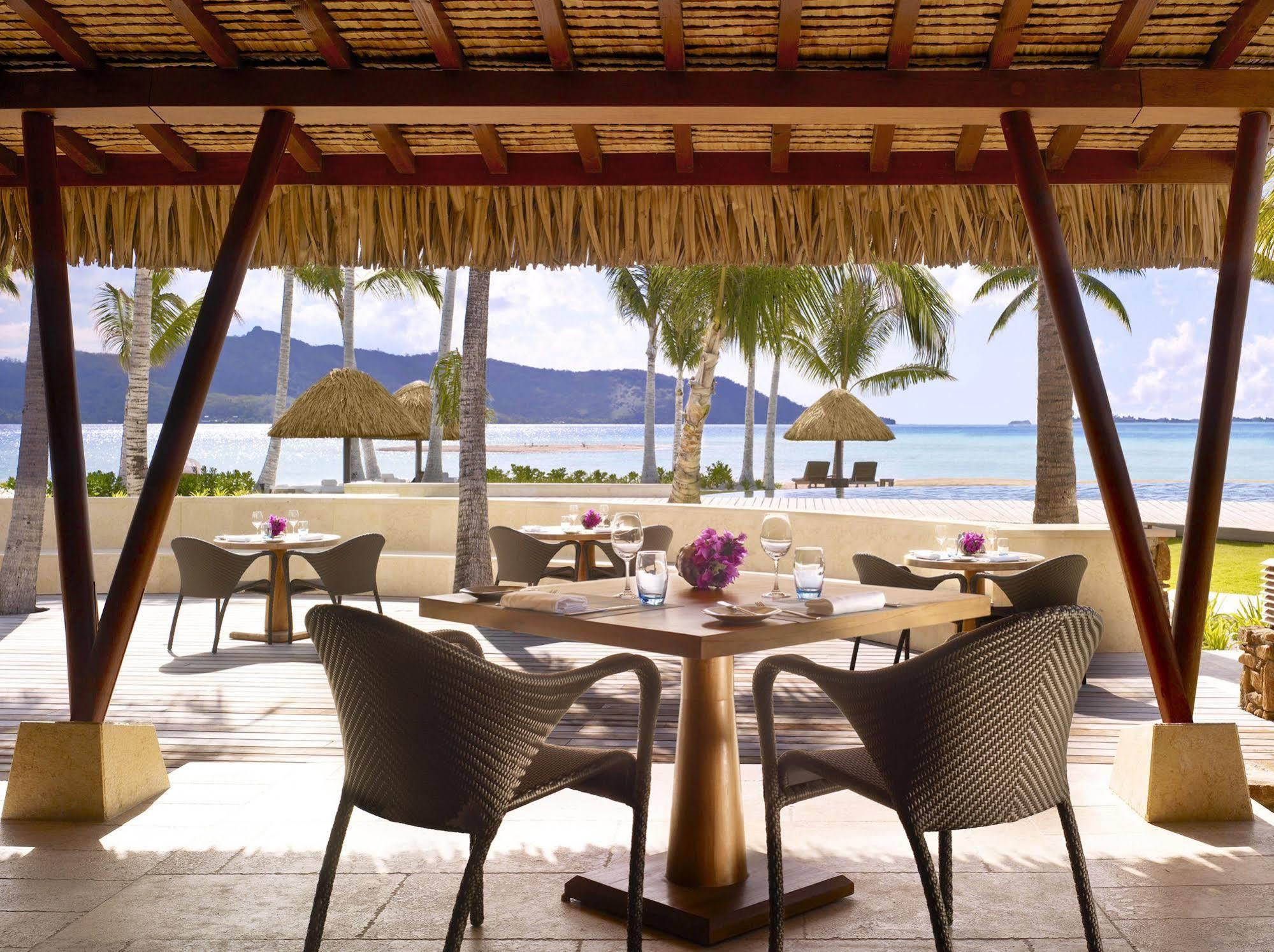 Four Seasons Resort Bora Bora Restaurant foto